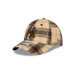 NE NY YANKEES PLAID 9FORTY BROWN WMNS