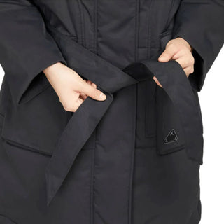 Chamarra Mujer Jordan 23 Engineered Parka Negra vista zoom central