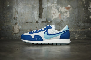 Nike Pegasus 83 Double Swoosh