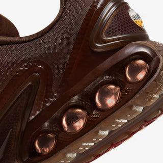 Tenis mujer Nike Air Max Dn x Isamaya Ffrench Chocolate vista zoom talon