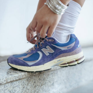 Tenis Unisex New Balance 2002R Morado vista imagen referencia
