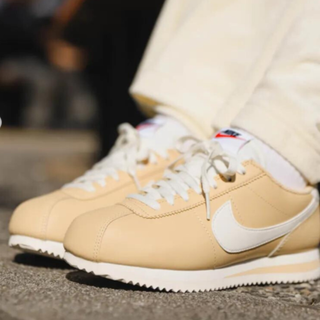 Tenis mujer Nike Cortez Leather Sesame Beige