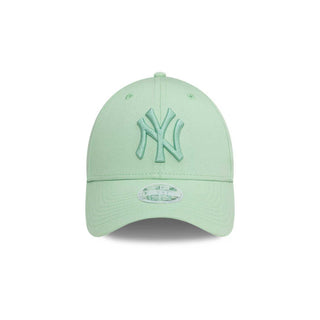 Gorra Mujer New York Yankees MLB League Essentials 9FORTY Verde Pastel frente