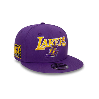 Gorra New Era Los Angeles Lakers NBA Flat Visor 9FIFTY vista lateral secundaria