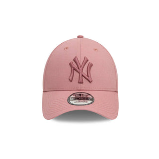 Gorra New York Yankees MLB League Essentials 9FORTY Strapback Rosa vista frontal