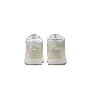Tenis Hombre Air Jordan 1 Mid SE Blanco Rosa Crema vista par atras