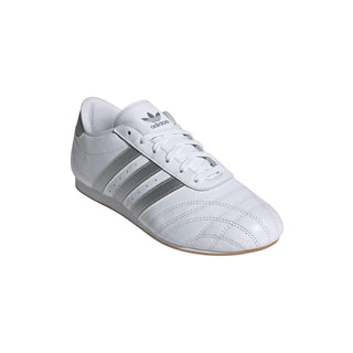 Tenis mujer adidas Taekwondo Lace Blanco Plateado vista lateral frontal