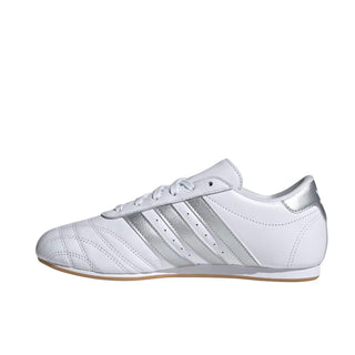 Tenis mujer adidas Taekwondo Lace Blanco Plateado vista lateral principal