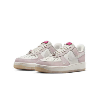 Tenis Mujer Nike Air Force 1 Low Year of the Dragon Soft Pink vista par frontal