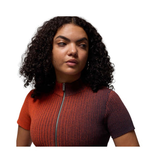 Top Corto Mujer Air Jordan Tejido Knit Naranja Morado vista zoom frente superior